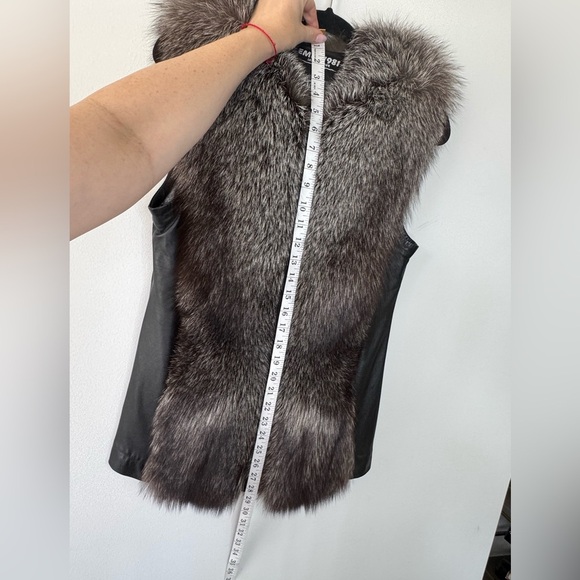 Italian Genuine Fur & Leather Vest – XL, Brand New, Rare Find - Picture 15 of 17